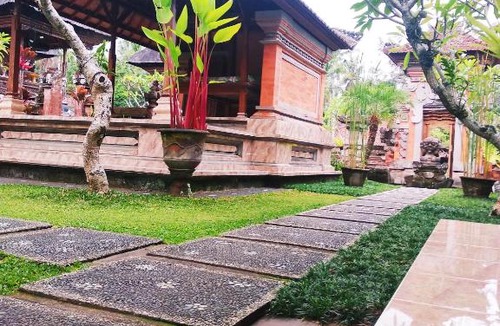Sambahan House | Nayas House