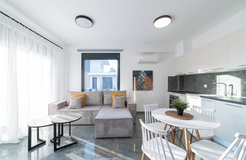 Ofrinion Villa | Nefeli Lux- Two Bedroom Duplex with Garden