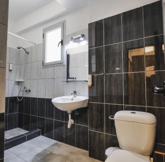 Himare House | Nefelis Rooms
