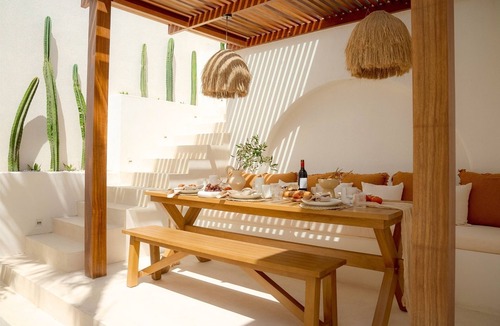 Tanjungbenoa Villa | New 2BR Stylish Private Villa in Uluwatu Bingin