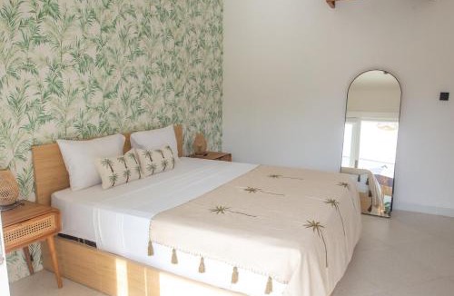 Batu Bolong Villa | NEW 3BDR Villa - 3 Min Echo Beach