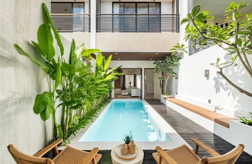 Dalung Villa | New 3BR Modern Luxury Villa Canggu with Pool Terrrace - Casa De Avisha Padonan 1