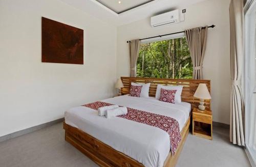 Pejeng Villa | New 4 BR Villa surrounded by Jungle and Ricefields
