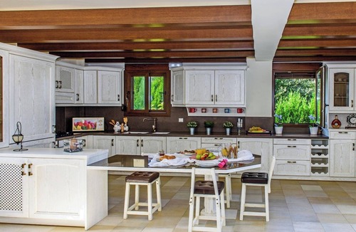 Gerani Villa | New beautiful artistic villa! 1km to the beach!