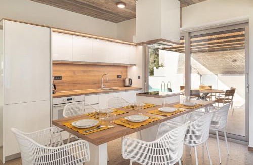 Mariou Villa | New Modern Villa Domus Myrtia with private pool & BBQ, 4km from nearest beach
