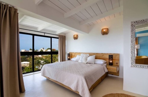 El Centro Hotel | New OceanView Boutique Hotel- Suite 8