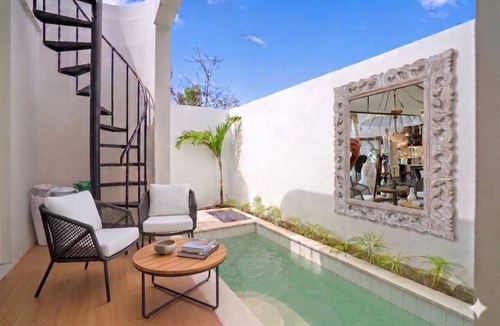Seminyak Villa | New Rooftop Jacuzzi & Private Pool Villa near Canggu/Seminyak.