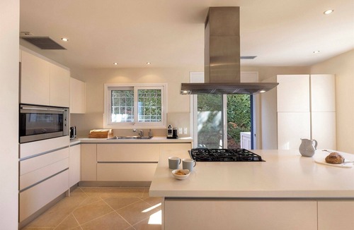 Kilada Villa | Neysa - Five Bedroom Villa, Sleeps 10