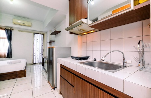 Pondokcina Apartment | Nice And Wonderful Studio At Margonda Residence 2 Apartment