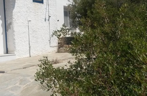 Naxos House | Nice apartment, small row house on the beach (Liz. No. 00000473361)