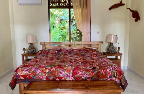 Keliki Villa | Nice house, quiet place overlooking rice fields