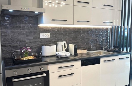Rhodes Town Apartment | Nice n Cozy Apartment II in Rhodes Town