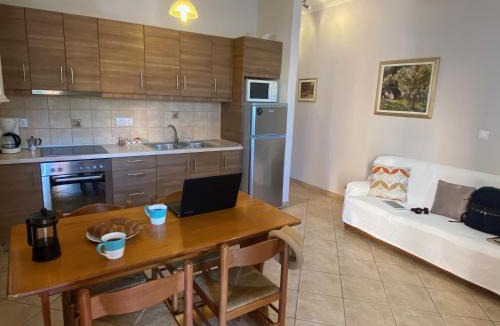 Kassiopi Apartment | Nikos Cassiopeia
