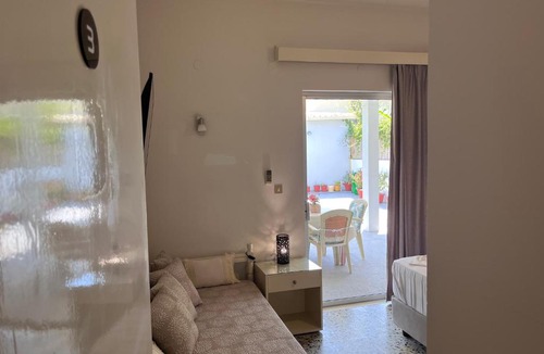 Limni Keri Apartment | Nikos Studios Apts & Suites