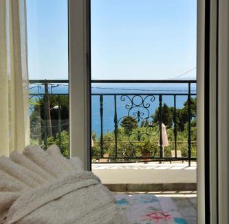 Agia Paraskevi House | Nina Areti