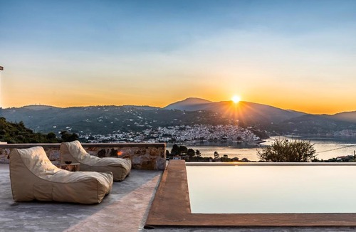 Skopelos Town Villa | Ninemia Villa in Skopelos