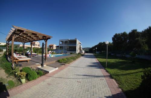 Nopigia Apartment | Niovi Seaside Suites