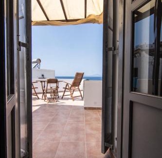 Mandraki House | Nisyros Views