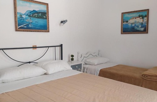 Petaloudes House | Nitsas studio's