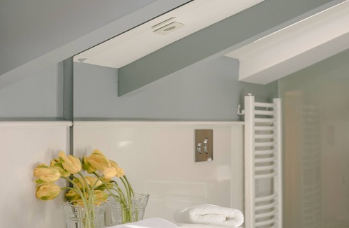 Anafiotika Hotel | Noble Suites