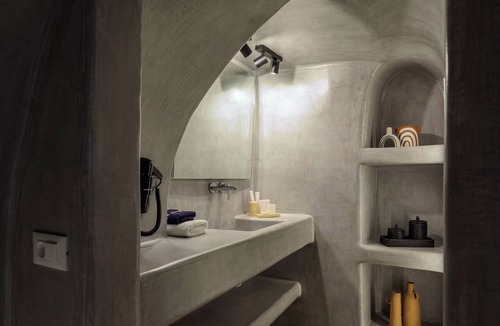 Oia Hotel | Nostos Apartments