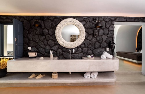 Oia Hotel | Nostos Apartments