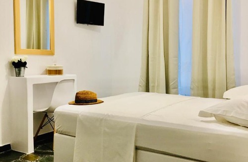 Parikia Apartment | Nostos Studios
