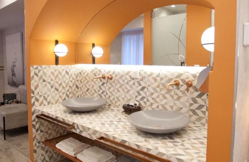 Piraeus Hotel | Noufara