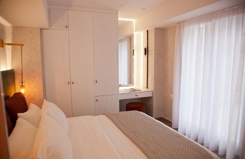 Piraeus Hotel | Noufara