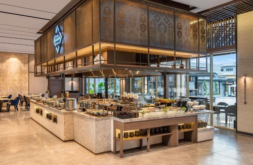 Pontianak Hotel | Novotel Pontianak Convention Centre