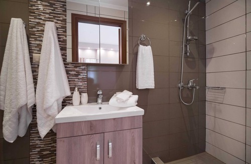 Nikiana House | NV Seafront Studios AV Properties