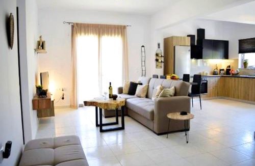 Gerani Apartment | Ocean Breeze Apartments