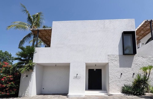 Munggu Villa | Ocean view 4 BR villa - 2 min walk to the beach