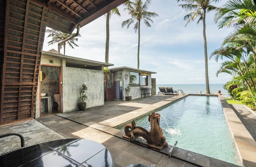 Suraberata House | Ocean View, Cosy and Tranquil at Balian Surf Break