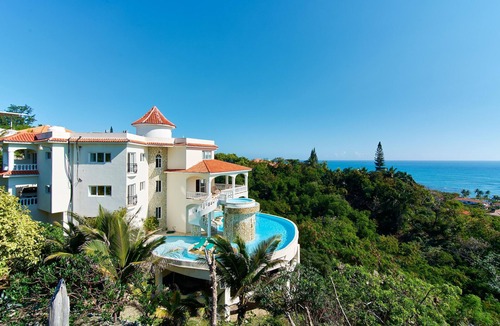 Puerto Plata Villa | Ocean view, large pool, waterfall, cinema, gym, near the beach, STAFF INCLUDED.