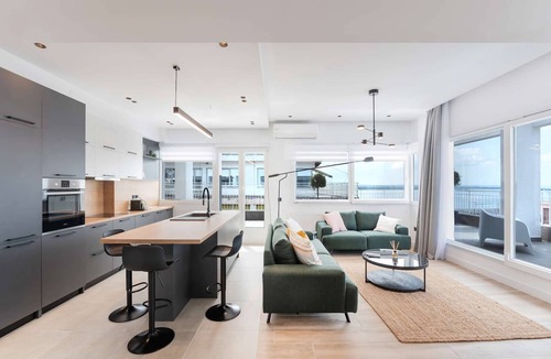 Ladadika Apartment | Oddity: One bedroom apartment