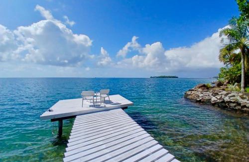 Teahupoo Villa | Okilei House