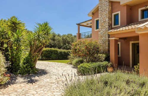 Sarlata Villa | Oleanna Villas - Villa Elena Beautiful Secluded Villa