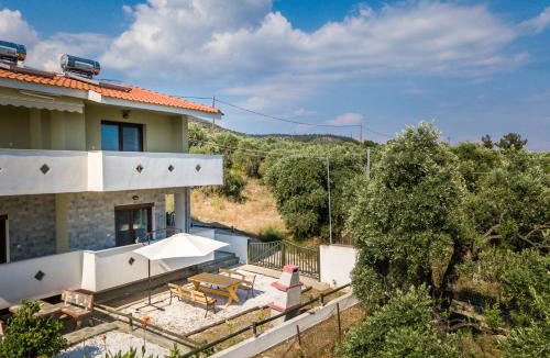 Astris Villa | Olive Maison