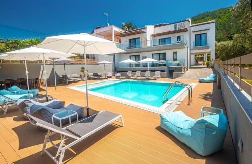 Skala Rachoniou Hotel | Olive Roots