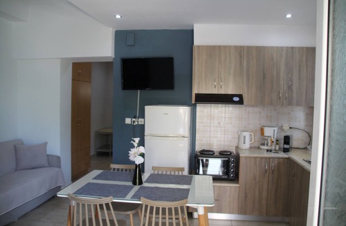 Korfalonas Apartment | olive view