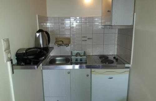 Mavrovouni Apartment | olivensun studio 10 3rd floor