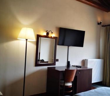 Goura Hotel | Olvios Hotel