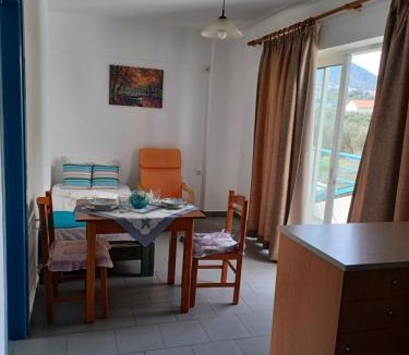 Hersonissos Centre Apartment | Famous Sporting Event Star