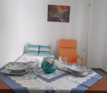 Hersonissos Centre Apartment | Famous Sporting Event Star