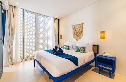 Batu Bolong Villa | Omah Bleue - Designer 4 Bedrooms Villa in Canggu
