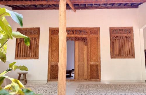 Banjarasri House | Omah Ndoro Sugih