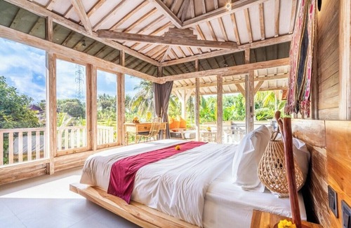 Mendoyo Bed & Breakfast | Omah Tiga Bali
