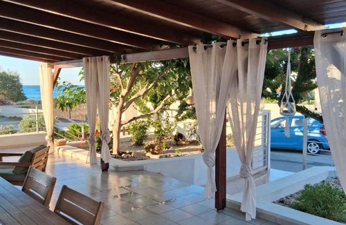 Stavros House | On the Beach