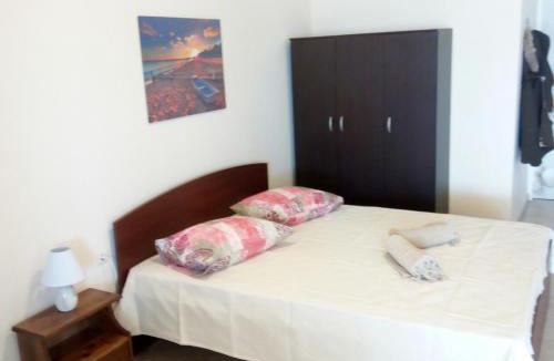 Spata-Artemida House | On the beach studio near airport